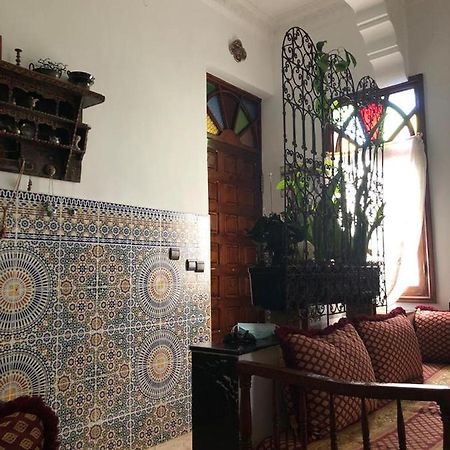 Appartement Meuble 5 Personnes En Plein Centre Ville Rabat Zewnętrze zdjęcie