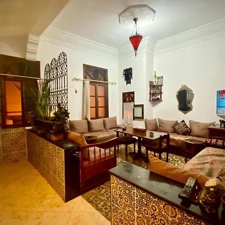Appartement Meuble 5 Personnes En Plein Centre Ville Rabat Zewnętrze zdjęcie